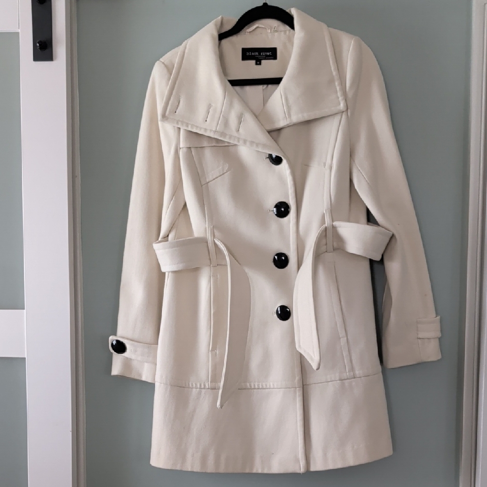 Black Rivet Cream Trench Coat with Black Buttons